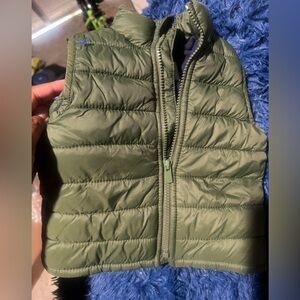 Old Navy Puffer Vest